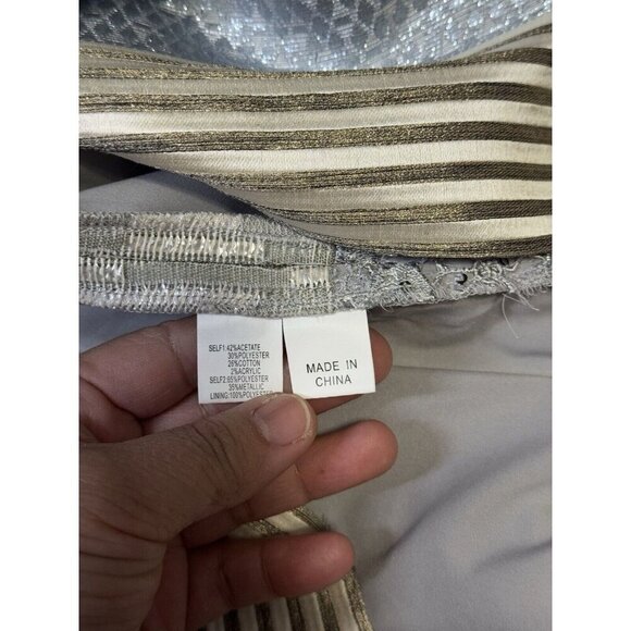 KAY UNGER Silver Gray Metallic Sequin Lace Sheath Dress BEAUTIFUL Formal 10 READ - Picture 7 of 14